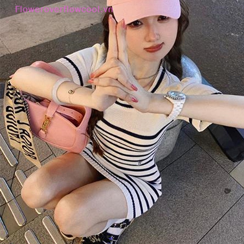 Đầm Mini Tay Ngắn Dáng Ôm Họa Tiết Kẻ Sọc Thời Trang Quyến Rũ Cho Nữ Y2k