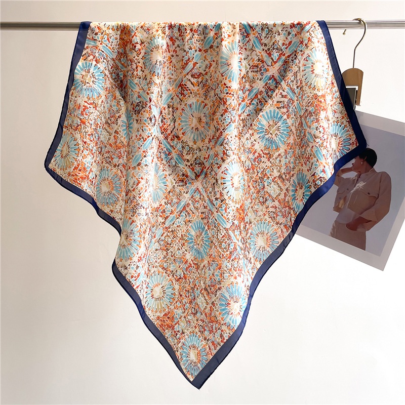 Khăn Choàng Cổ Hình Vuông Cỡ Lớn 70X70Cm In Họa Tiết Hoa Phong Cách Cổ Điển Sang Trọng Thời Trang Cho Nữ