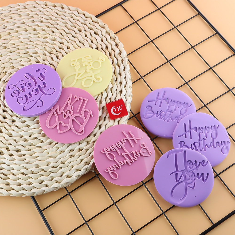 Khuôn Dập Nổi Họa Tiết Happy Birthday / Bánh Quy Độc Đáo Trang Trí Bánh Kem