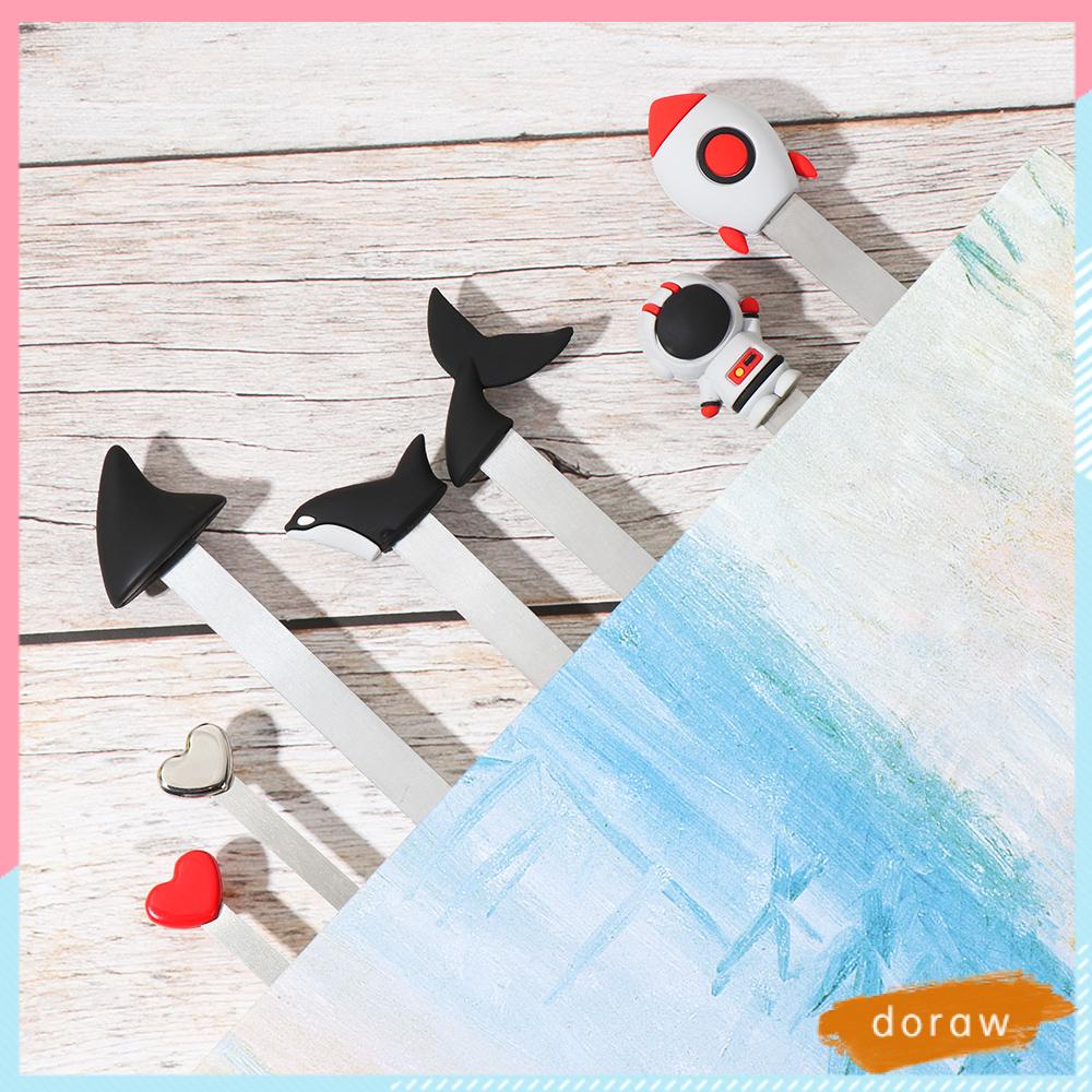 Đánh Dấu Trang Sách 3D Bằng Kim Loại Hình Vây Cá Mập Trái Tim