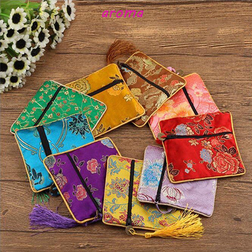 Túi Đựng Trang Sức Có Dây Kéo Đính Hạt Và Tua Rua Thời Trang