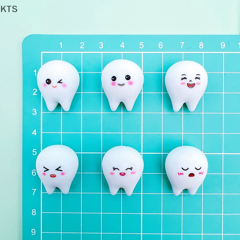 Set 2 Phụ Kiện Trang Trí Răng Hình Hàm Răng Dễ Thương