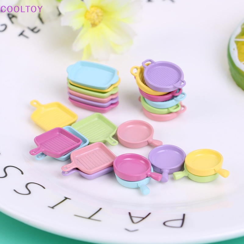 Set 4 Đĩa Mini Tỉ Lệ 1 / 12 Dùng Để Trang Trí Nhà Búp Bê