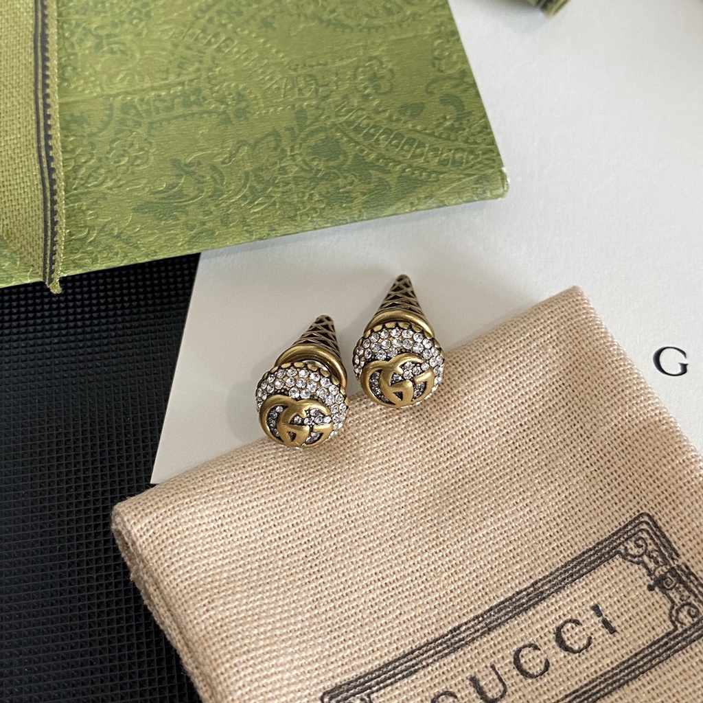 Bông Tai Gucci Bằng Thép Titan In Chữ Thời Trang Sang Trọng Cho Nữ