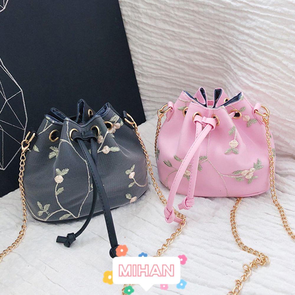 Túi Đeo Chéo Vai Dạng Xô Thêu Họa Tiết MIHAN1