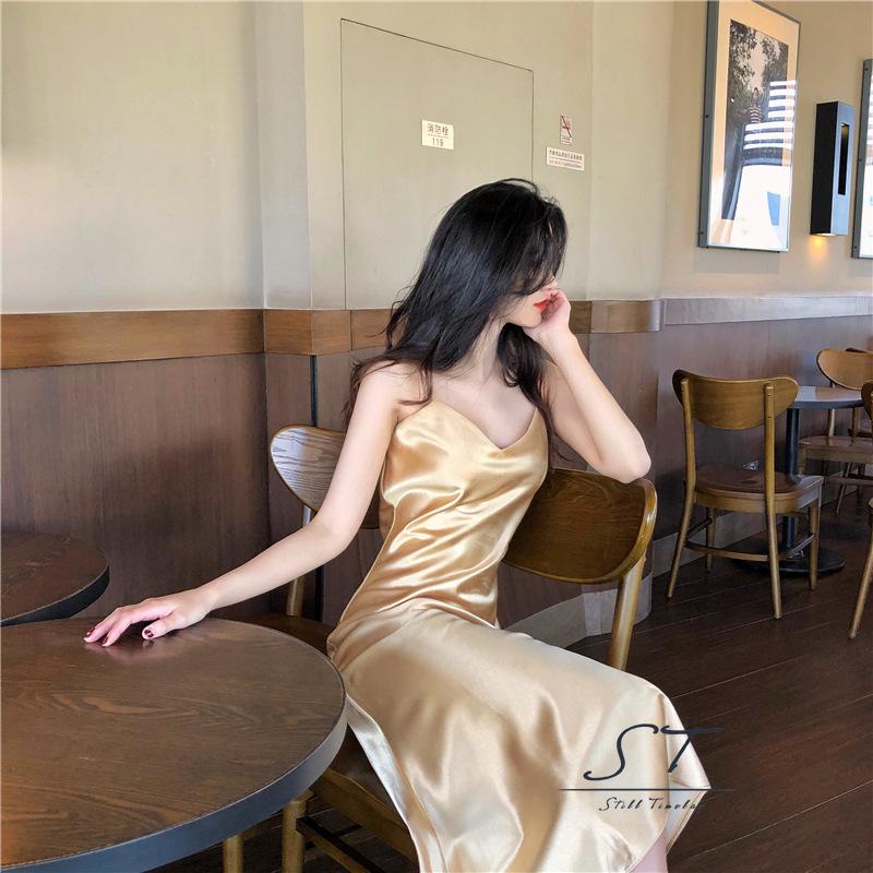 Đầm Dài Đuôi Cá Không Tay Cổ Chữ V Màu Sắc Trơn Quyến Rũ CY03