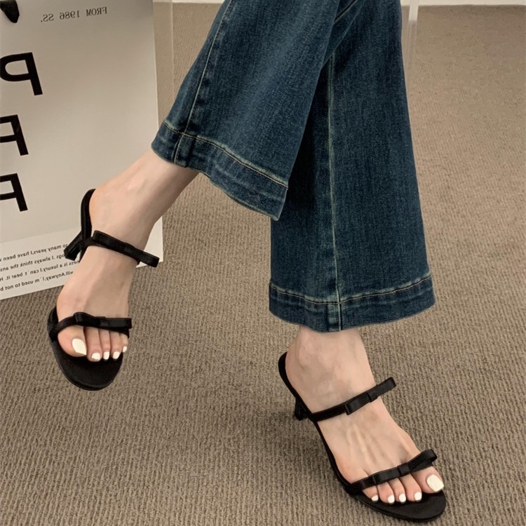 Xăng đan Cao Gót Hở Ngón Đính Nơ Màu Đen Thời Trang Cho Nữ