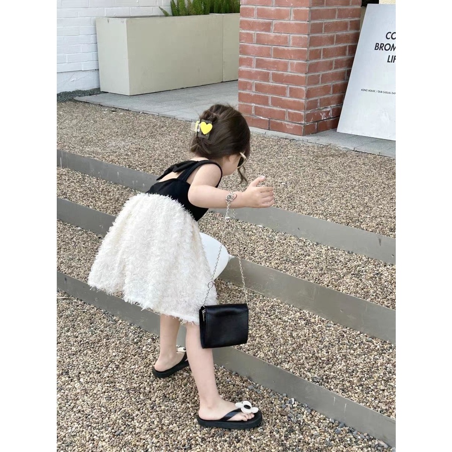 Đầm Nhung Màu Sắc Tương Phản Đính Nơ Xinh Xắn Cho Bé Gái