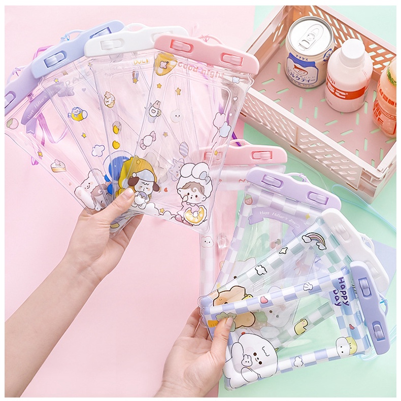 Túi Đựng Điện Thoại Bằng Nhựa Trong Suốt Chống Nước Chống Sốc Họa Tiết Hoạt Hình Dễ Thương