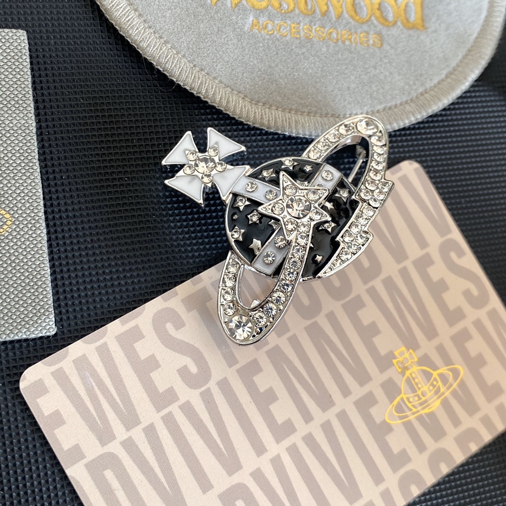 Ghim Cài Áo Hình Vivienne Westwood Thời Trang Cho Nam Nữ