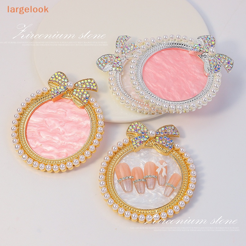 1 Giá Đỡ Trưng Bày Móng Tay Giả Bằng Nhựa Resin Phối Dây Ruy Băng Đính Ngọc Trai