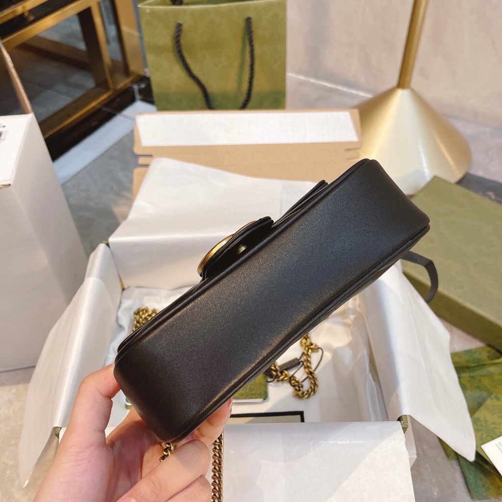 Túi Xách Guccissmarmont Siêu Nhỏ Có Dây Xích