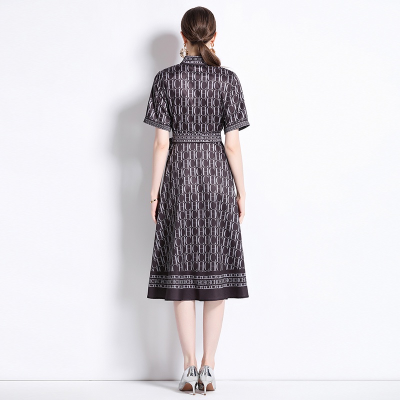 20237 Váy cardigan ngắn tay in định vị eo thời trang