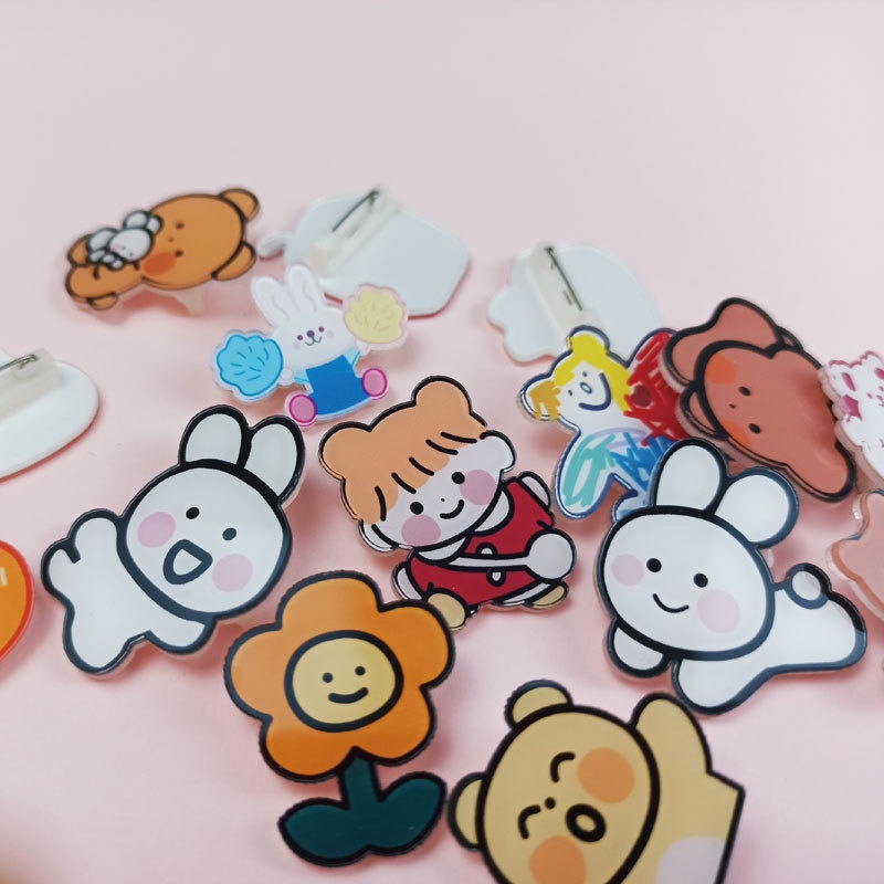 Ghim cài trang trí túi và trang phục bằng acrylic họa tiết hoạt hình xinh xắn -Fashinrandy