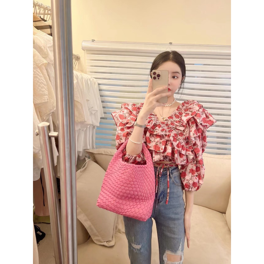 Áo Sơ Mi Tay Phồng Cổ Chữ V In Họa Tiết Hoa Thời Trang Dành Cho Nữ