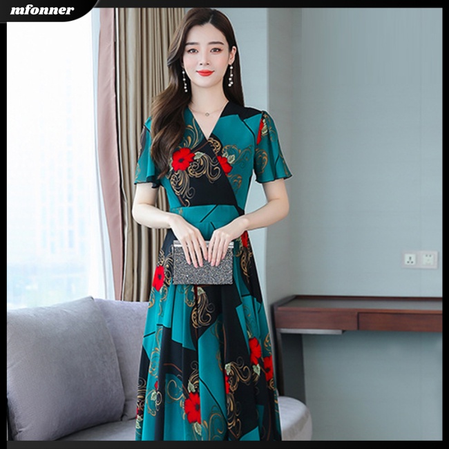 Đầm Lụa Dài Xếp Ly Lưng Cao Cổ Chữ V In Họa Tiết Cho Nữ