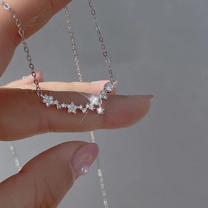 Vòng cổ Mặt Hoa Nhỏ Đính Đá Zircon Siêu Lấp Lánh Sang Trọng Cho Nữ