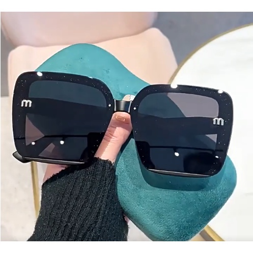 Kính Mát Gọng Vuông Lớn Chống Tia UV400 Thời Trang Cho Nữ TR90