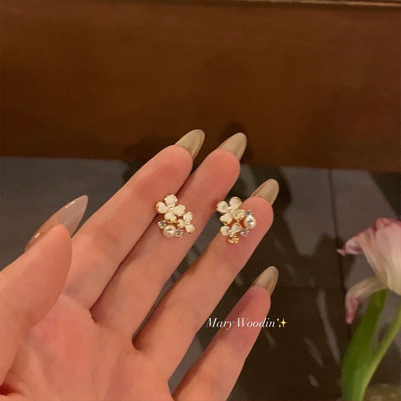 Khuyên Tai Hình Hoa Đính Ngọc Trai Nhân Tạo Thời Trang