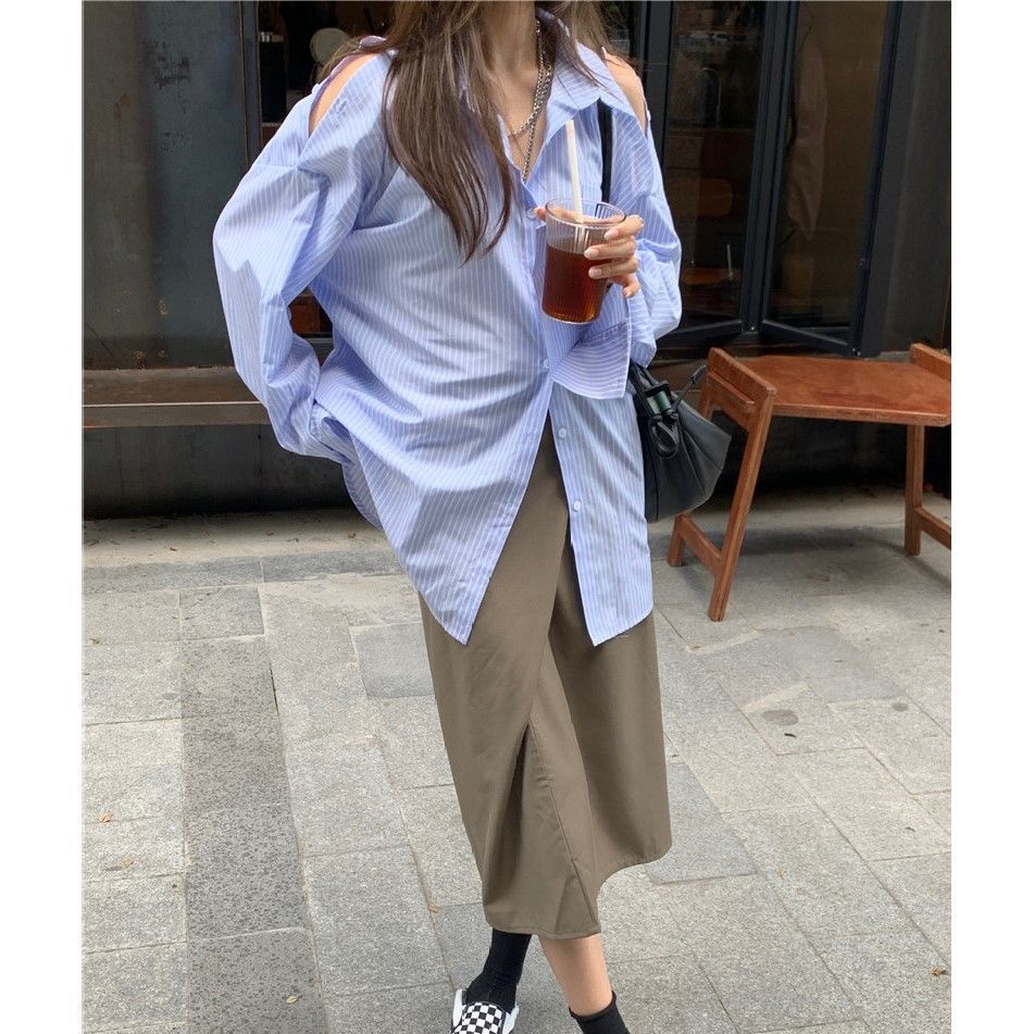 [F &amp; X] Áo Sơ Mi Tay Dài Hở Vai Dáng Rộng Họa Tiết Kẻ Sọc Xanh Dương Độc Đáo Thời Trang Mùa Xuân Mới