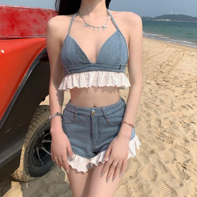 Áo Lửng Hai Dây Hở Lưng + Quần Short Jeans Quyến Rũ Cho Nữ