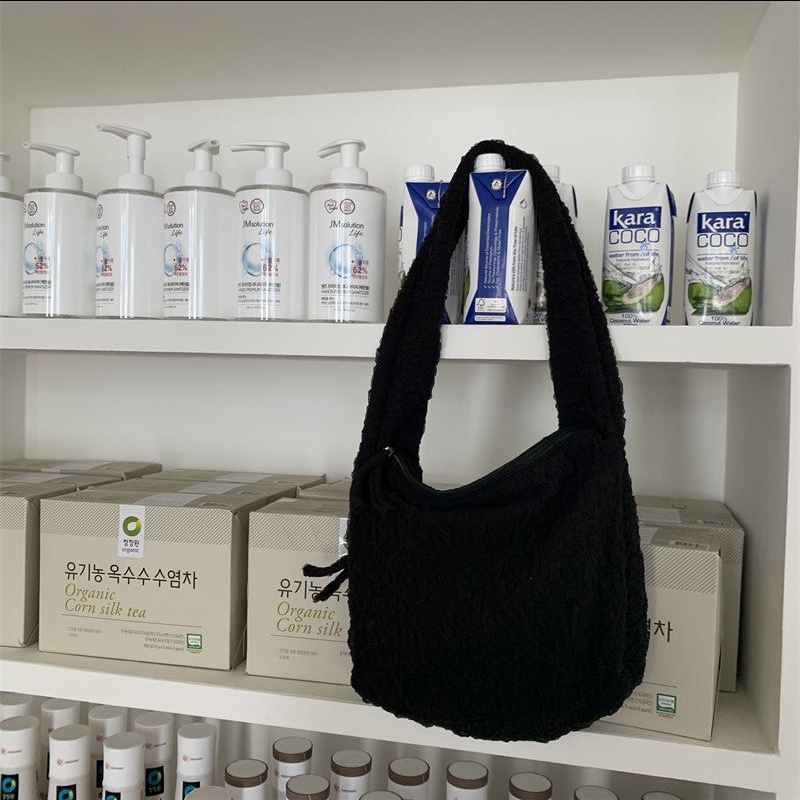 Túi Xách Đeo Dưới Cánh Tay Chất Liệu niche nylon Thiết Kế Xếp Nếp Nhỏ Gọn Dễ Phối Đồ Cho Nữ