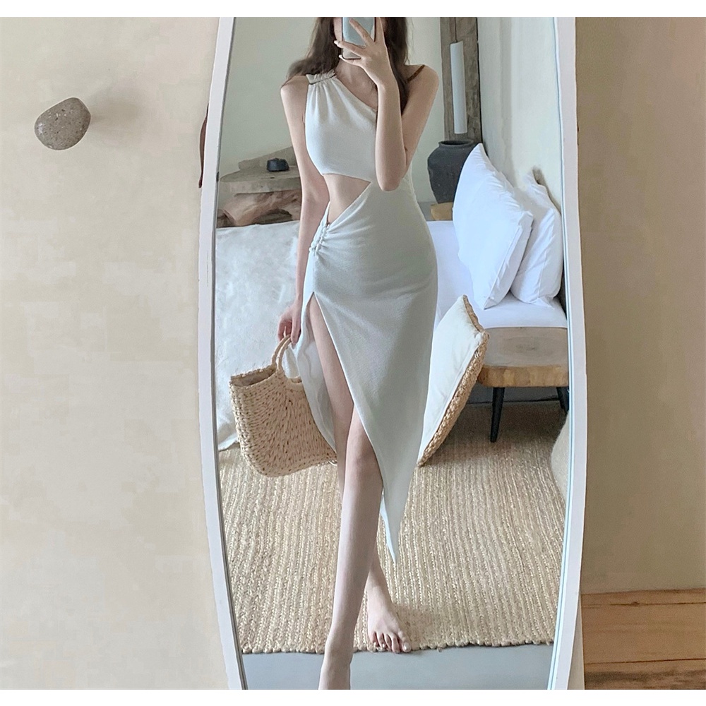 Đầm Lệch Vai Màu Trơn Phong Cách Kỳ Nghỉ