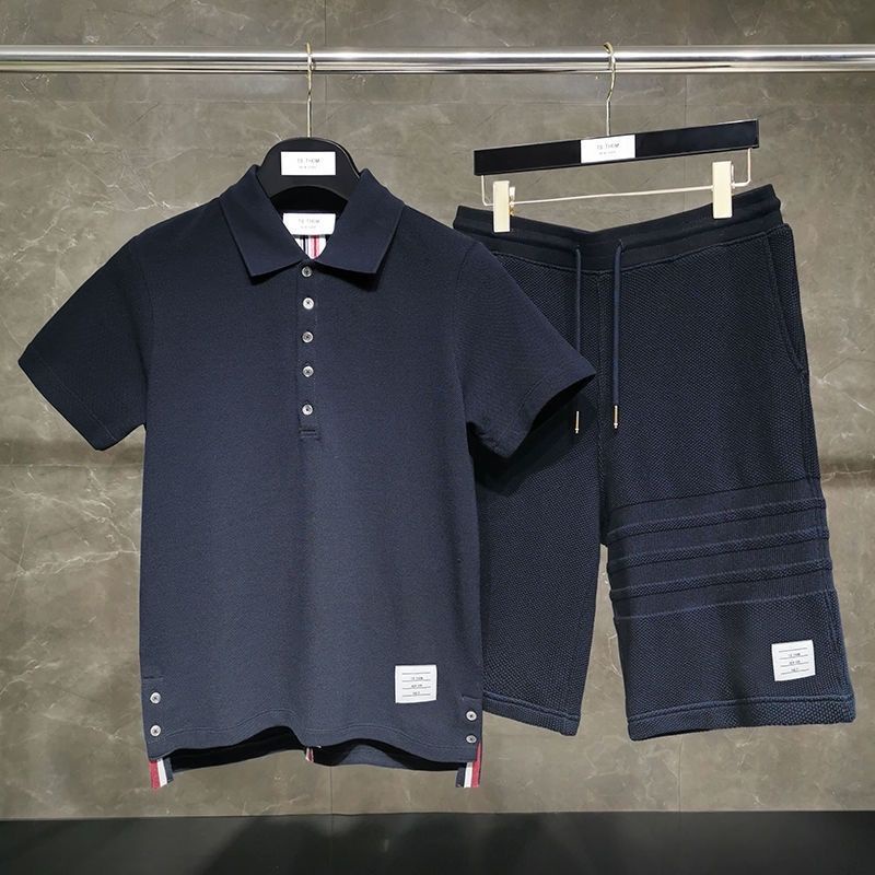 Set Áo Thun Ngắn Tay Và Quần Short Ống Rộng Thời Trang Xu Hướng Châu Âu Cho Cặp Đôi