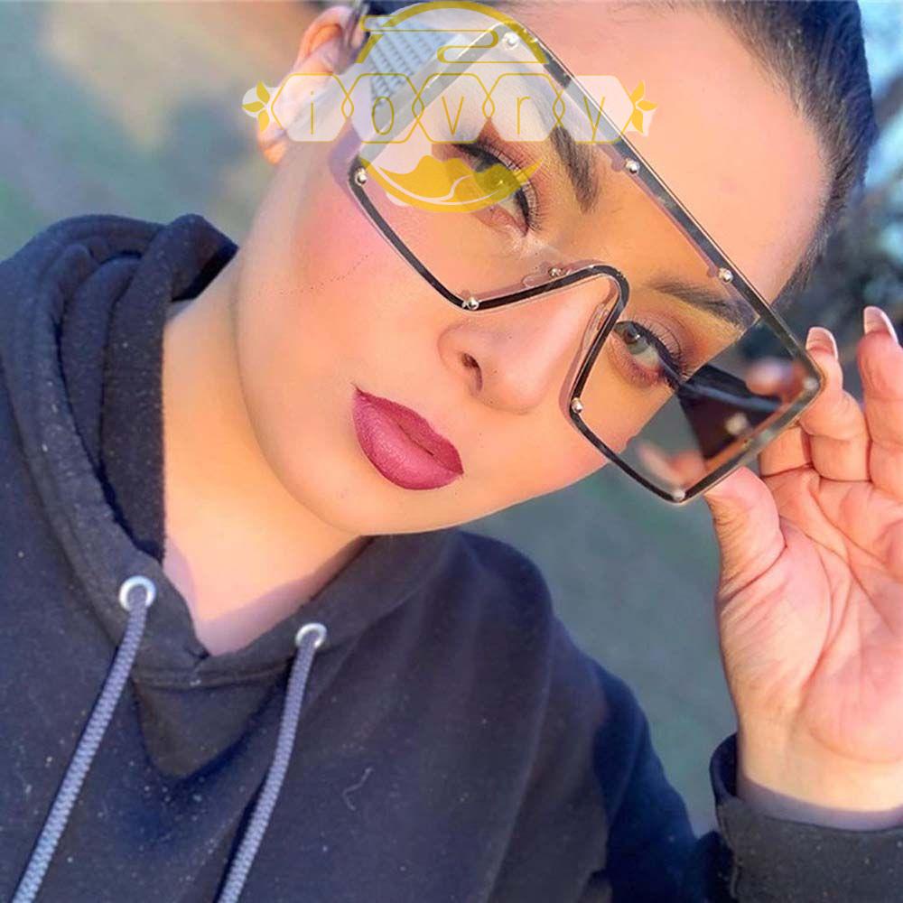 Kính Mát Gọng Vuông Lớn Màu Xanh Dương Gradient Thời Trang Cho Nữ