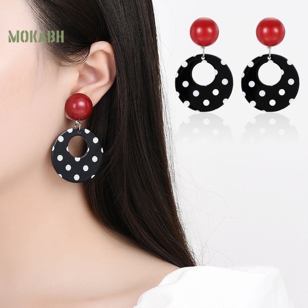 1 Đôi Bông Tai Hình Tròn Mặt Mịn Chống Mài Mòn Chống Phai Màu Thời Trang Cho Nữ