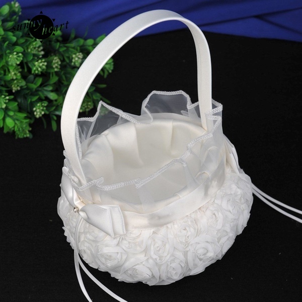 Giỏ Hoa Hồng Satin Thắt Nơ Lãng Mạn Trang Trí Tiệc Cưới