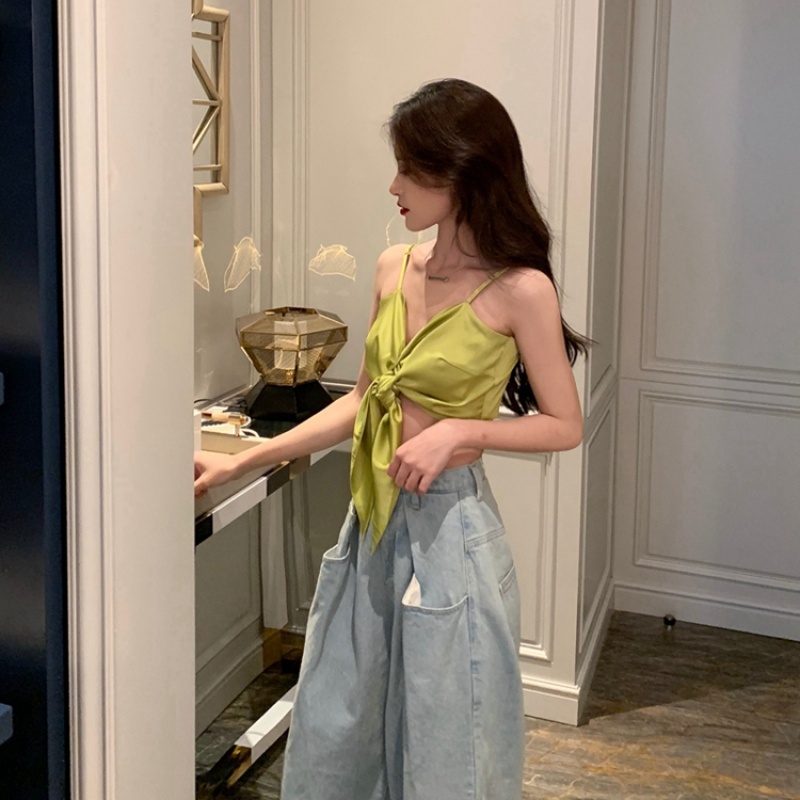 Áo Croptop Hai Dây Cổ Chữ V Thắt Nơ Thời Trang Gợi Cảm Cho Nữ