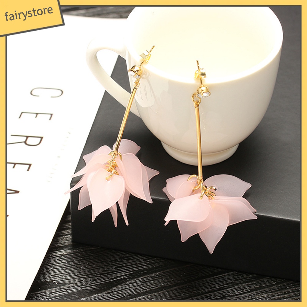 Bông Tai Dài Hình Cánh Hoa Đính Đá Phối Tua Rua Thời Trang Cho Nữ