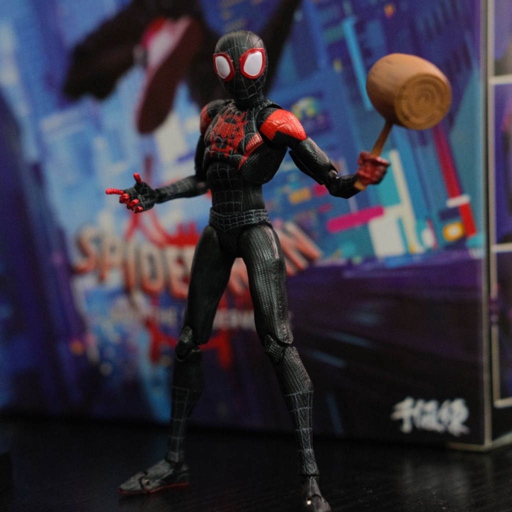 Mô Hình Nhân Vật Người Nhện Trong Phim Marvel 2