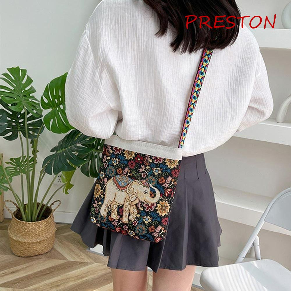 Túi Xách Đeo Vai Họa Tiết Thêu Thời Trang Dành Cho Nữ