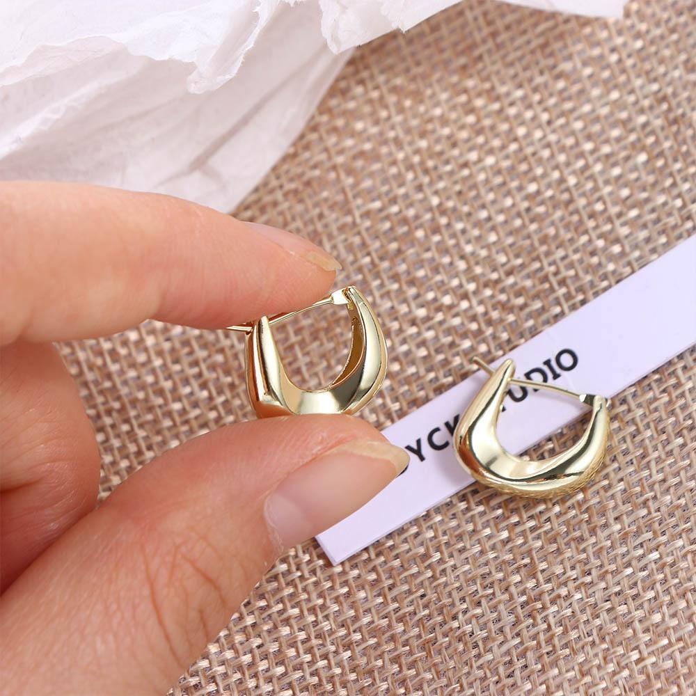 Khuyên Tai Vòng Bằng Đồng Phong Cách Hàn Quốc Cổ Điển Tinh Tế Dành Cho Bạn Nữ