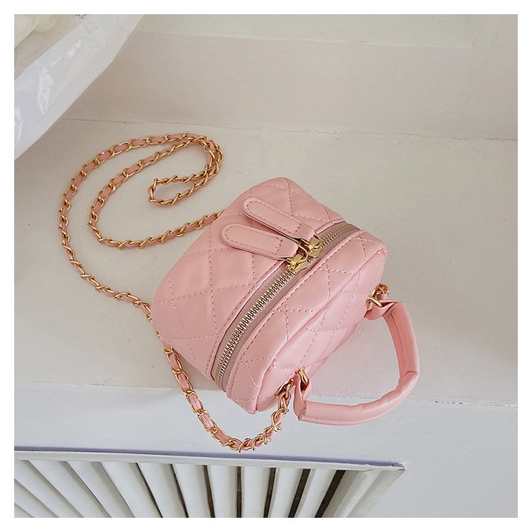 Túi Đeo Vai Đính Đá Phối Dây Xích Dễ Phối Đồ Thời Trang