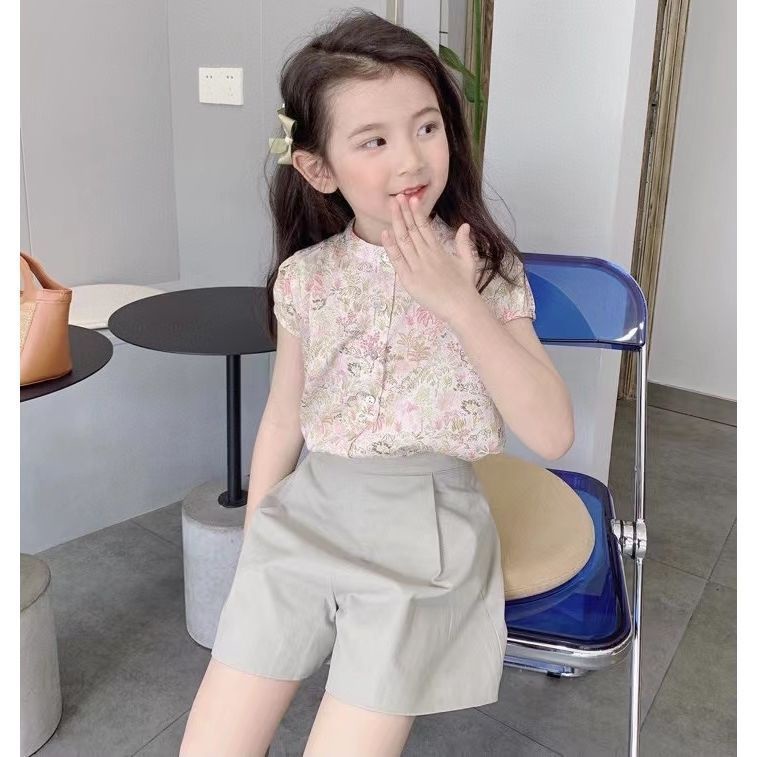 Bộ Áo Thun Tay Ngắn Và Quần Ngắn In Hoa Phong Cách Hàn Quốc Dễ Thương Thời Trang Mùa Hè Cho Bé Gái