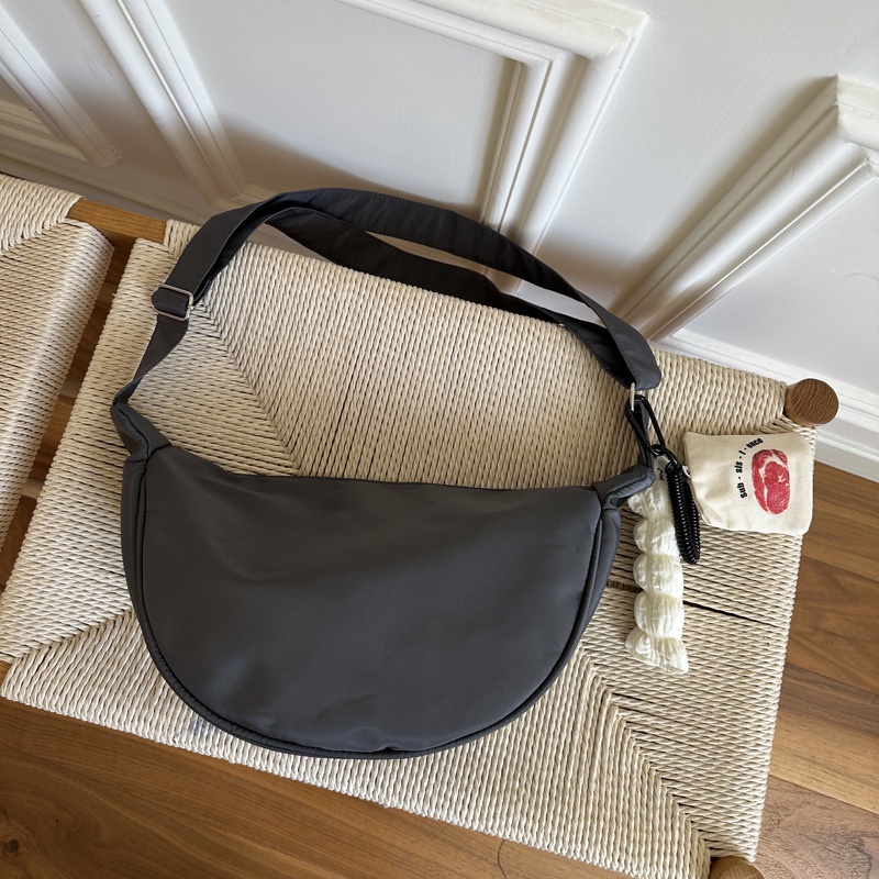 Túi Đeo Chéo Thể Thao Phong Cách Mới Cho Nữ