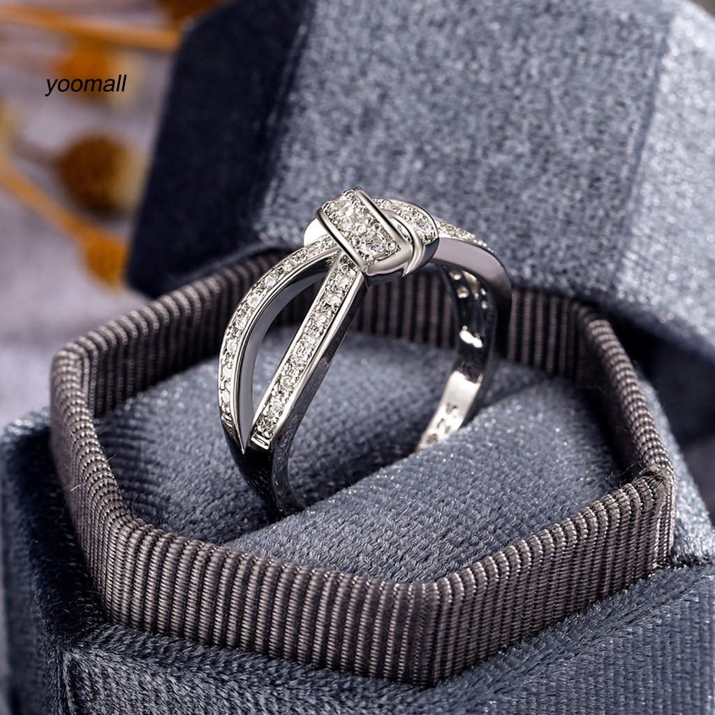 Nhẫn Hợp Kim Hình Nơ Xoắn Đính Đá Thời Trang Cho Nữ