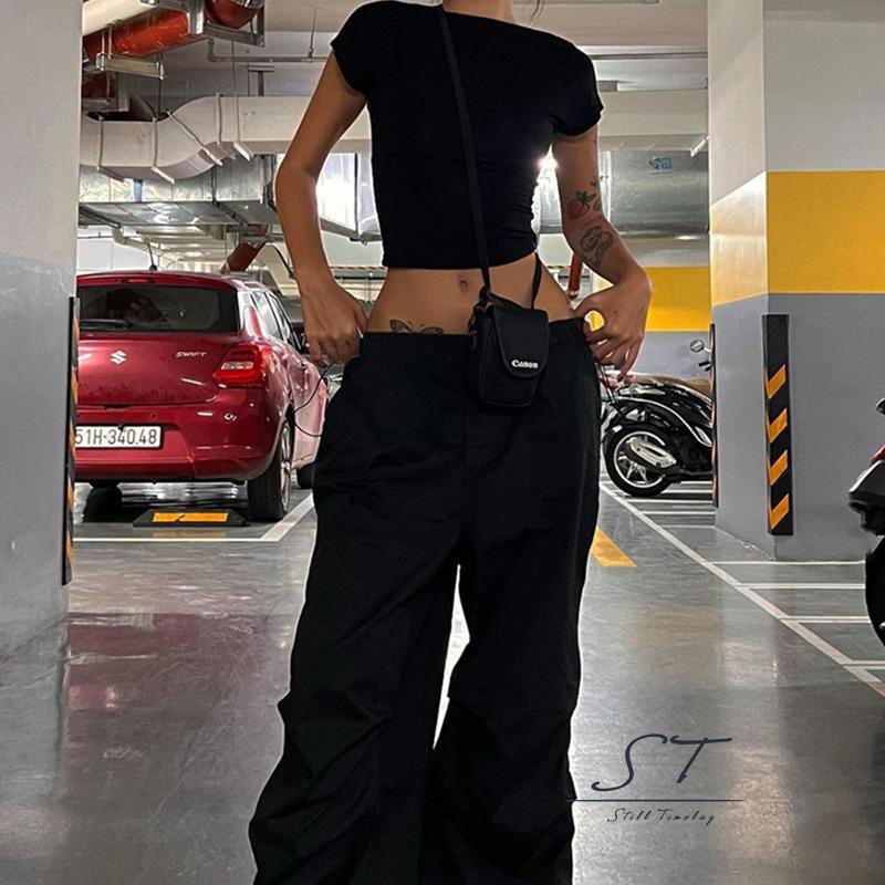 Áo Thun Crop Top Tay Ngắn Cổ Tròn Màu Đen Thời Trang Mùa Hè Cho Nữ CY03