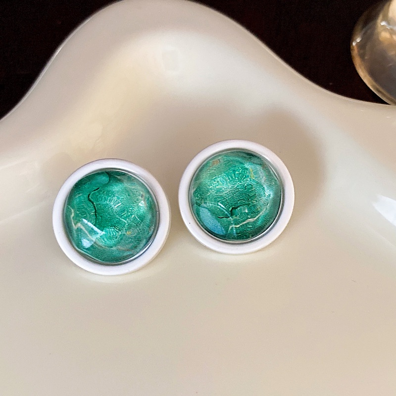 Bông Tai Hình Tròn Bằng Nhựa Màu Bạc Phong Cách Retro Thời Trang Cho Nữ