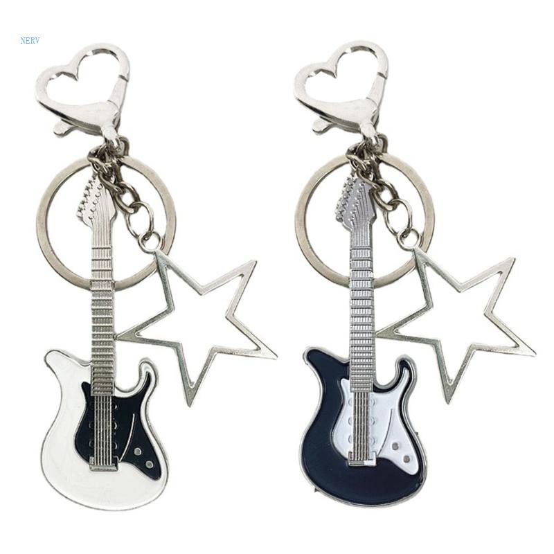 Móc Khóa Xe Hơi Hình Ngôi Sao Năm Cánh Rỗng Nhỏ Xinh