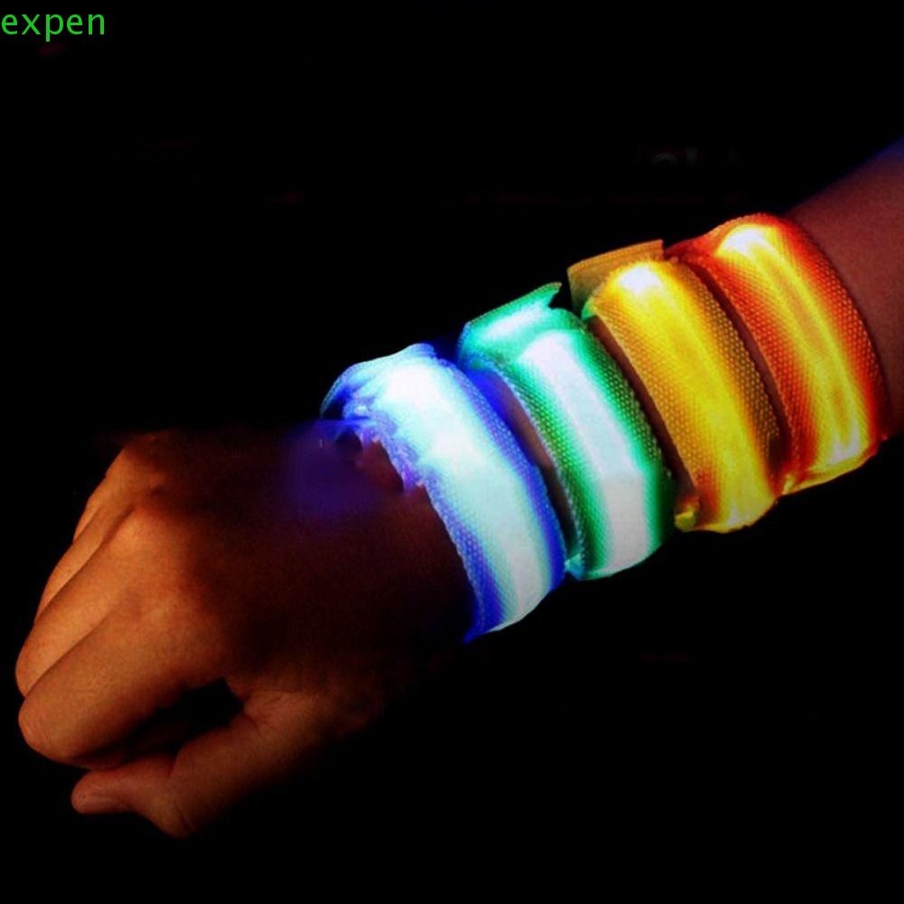 Vòng Đeo Chân Ngựa Bằng Nylon Phát Sáng Trong Tối An Toàn Tiện Lợi Dành Cho Hoạt Động Ngoài Trời