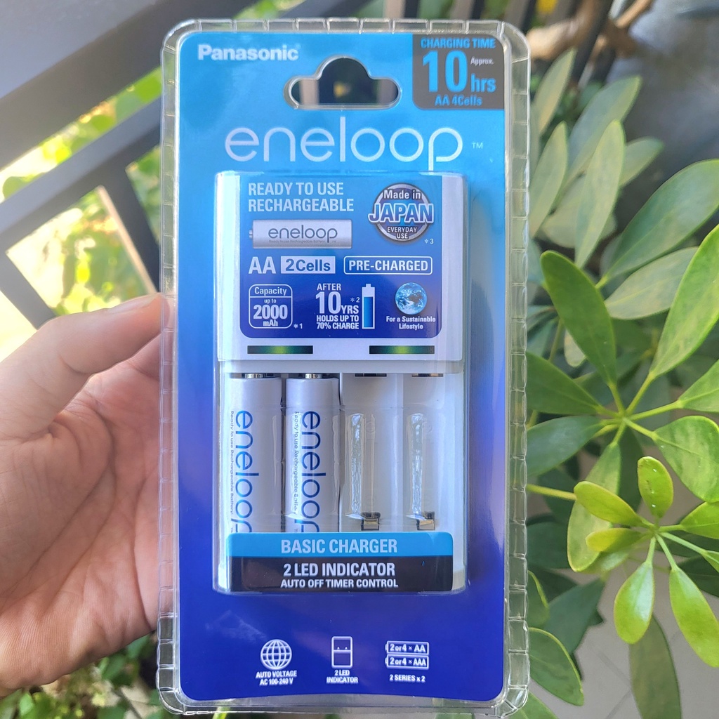 Bộ sạc tiêu chuẩn Panasonic BQ-CC51 kèm 2 pin Eneloop AA 2000mAh - Hàng chính hãng dùng cho micro, đồng hồ, máy ảnh