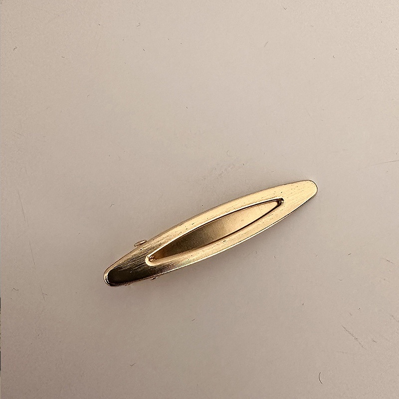 Kẹp Tóc Mái Một Bên Bằng Kim Loại Màu Đen Phong Cách Cho Nữ