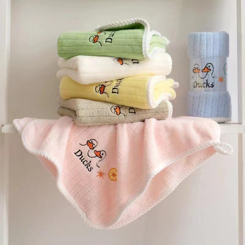 PVN58688 Khăn lau mặt cotton in hình vịt dễ thương