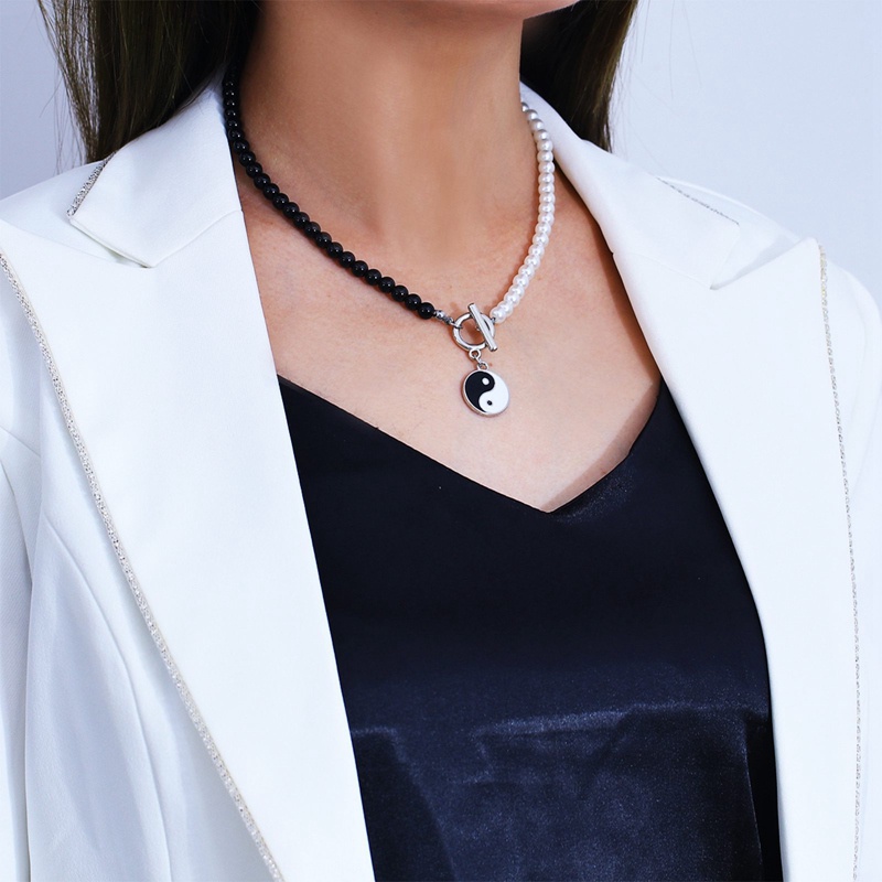 Fancy Vòng Cổ Chuỗi Hạt Ngọc Trai Trắng Đen Thái Cực Quyền Phong Cách Hip Hop Cho Nữ