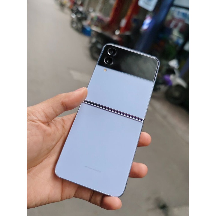 Điện Thoại Samsung Galaxy Z flip 4 - Hàng Chính Hãng, Bảo Hành 12 tháng, 15 Ngày Đổi Trả [SỐ LƯỢNG CÓ HẠN] | BigBuy360 - bigbuy360.vn