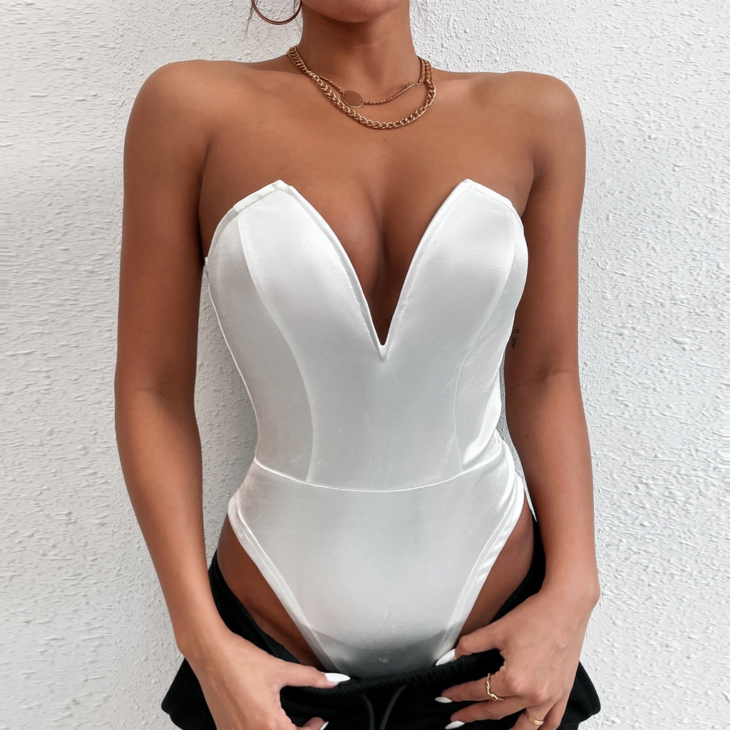 Jumpsuit Cổ Chữ V Trễ Vai Thiết Kế Hở Lưng Quyến Rũ